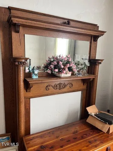 $130,000 | 221 5th Street Northwest, Coeburn, VA 24230