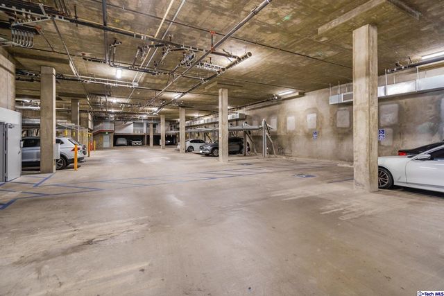 $739,000 | 2939 Leeward Avenue, Unit 215, Los Angeles, CA 90005