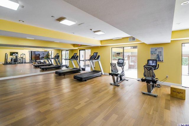 $739,000 | 2939 Leeward Avenue, Unit 215, Los Angeles, CA 90005