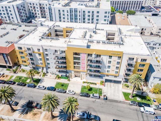 $739,000 | 2939 Leeward Avenue, Unit 215, Los Angeles, CA 90005