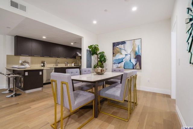 $739,000 | 2939 Leeward Avenue, Unit 215, Los Angeles, CA 90005