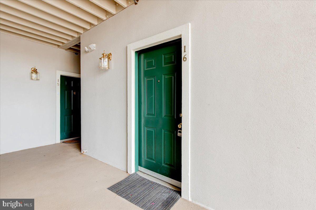 12024 Taliesin Place, Unit 16 Reston, VA 20190 - Photo 2 of 35 Entrance