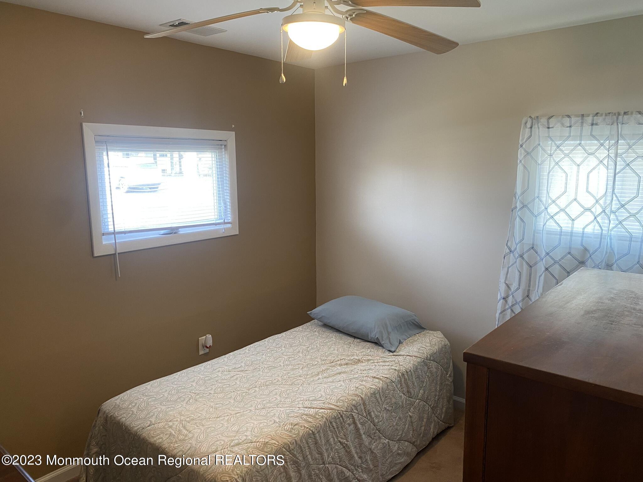 19 West Mullica Road Little Egg Harbor, NJ 08087 - Photo 13 of 25 27040_Image_13