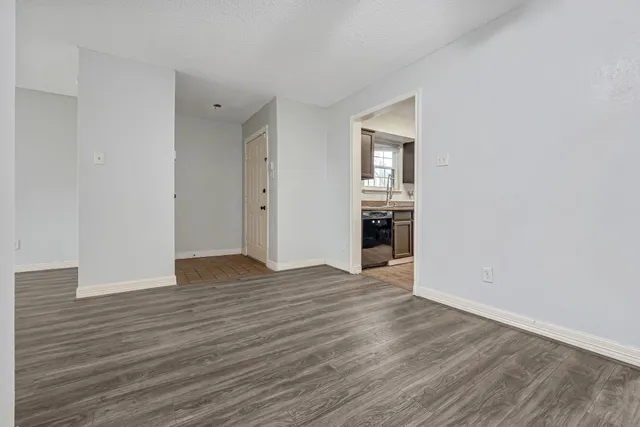 $1,500 | 2120 El Paseo Street, Unit 2705, Houston, TX 77054