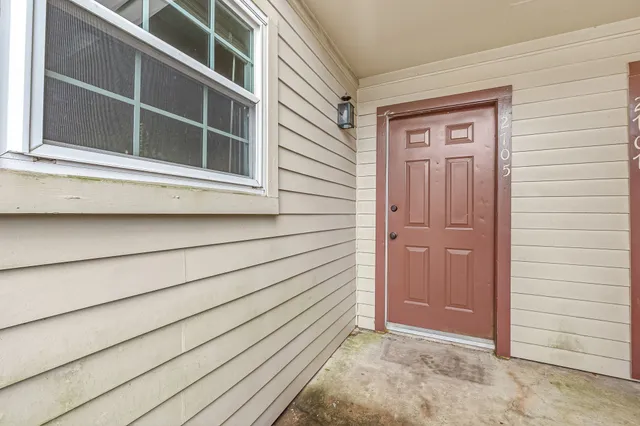 $1,500 | 2120 El Paseo Street, Unit 2705, Houston, TX 77054