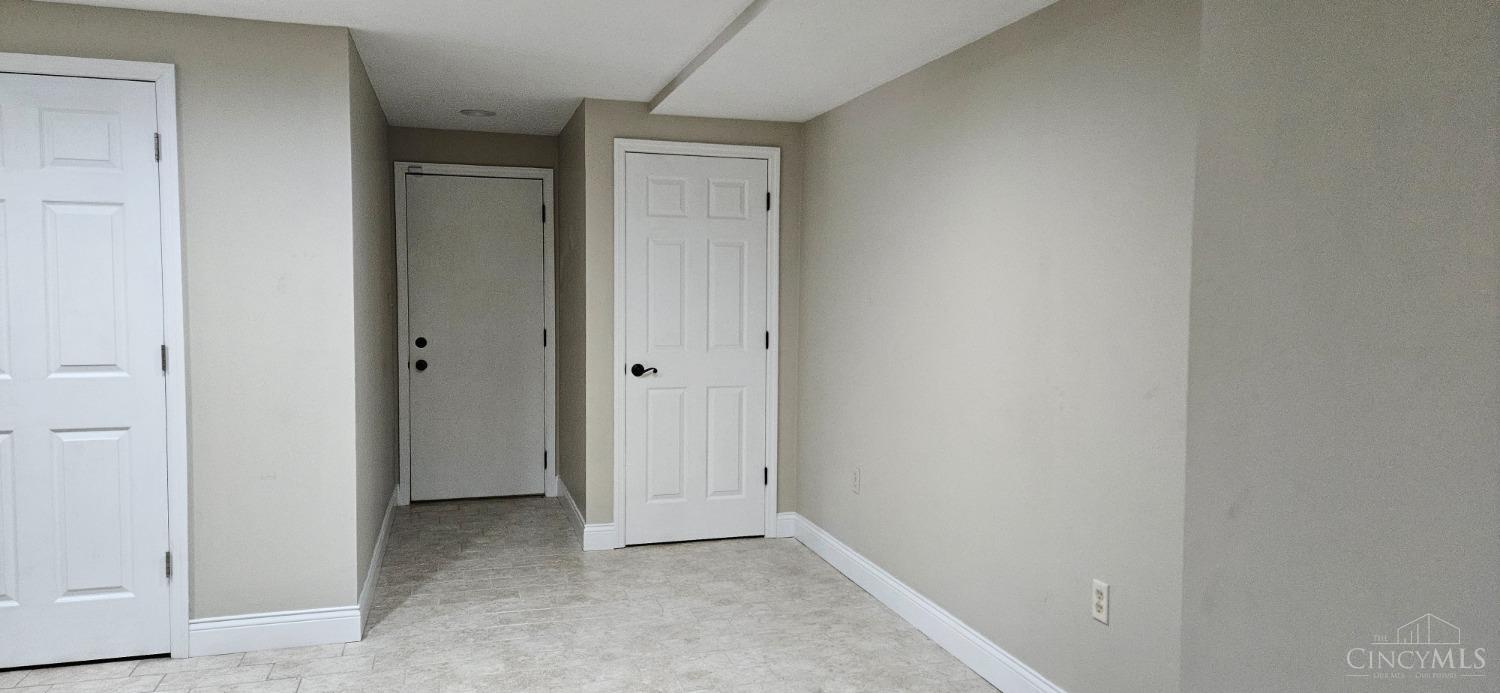 651 North Meadowcrest Road Cincinnati, OH 45231 - Photo 31 of 50 Gallery Image 31