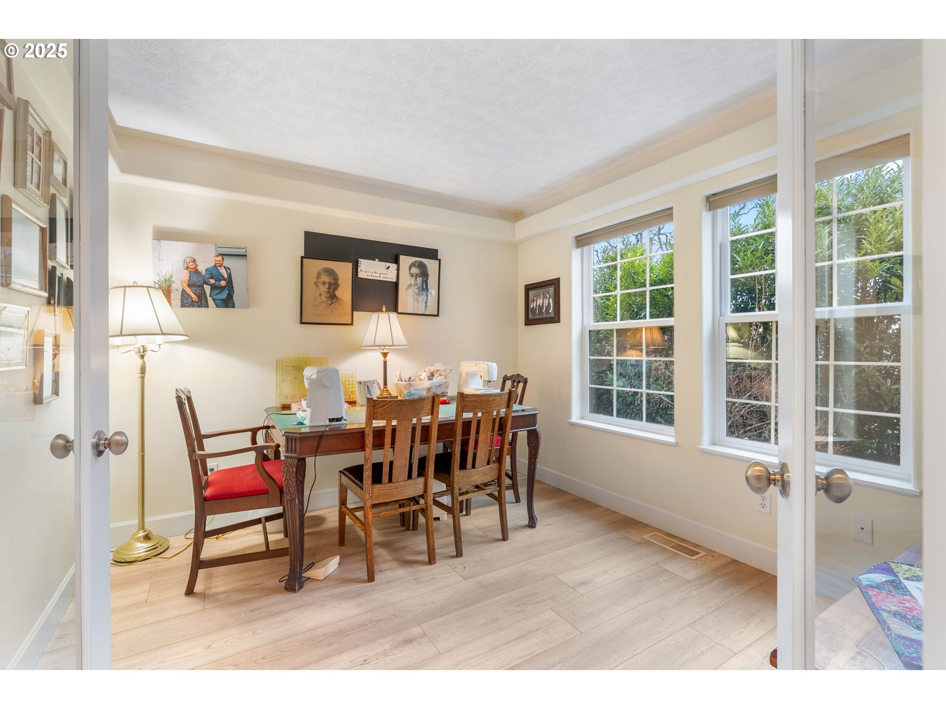 948 28th Street Hood River, OR 97031 - Photo 15 of 46 a living room with furniture and a large window
