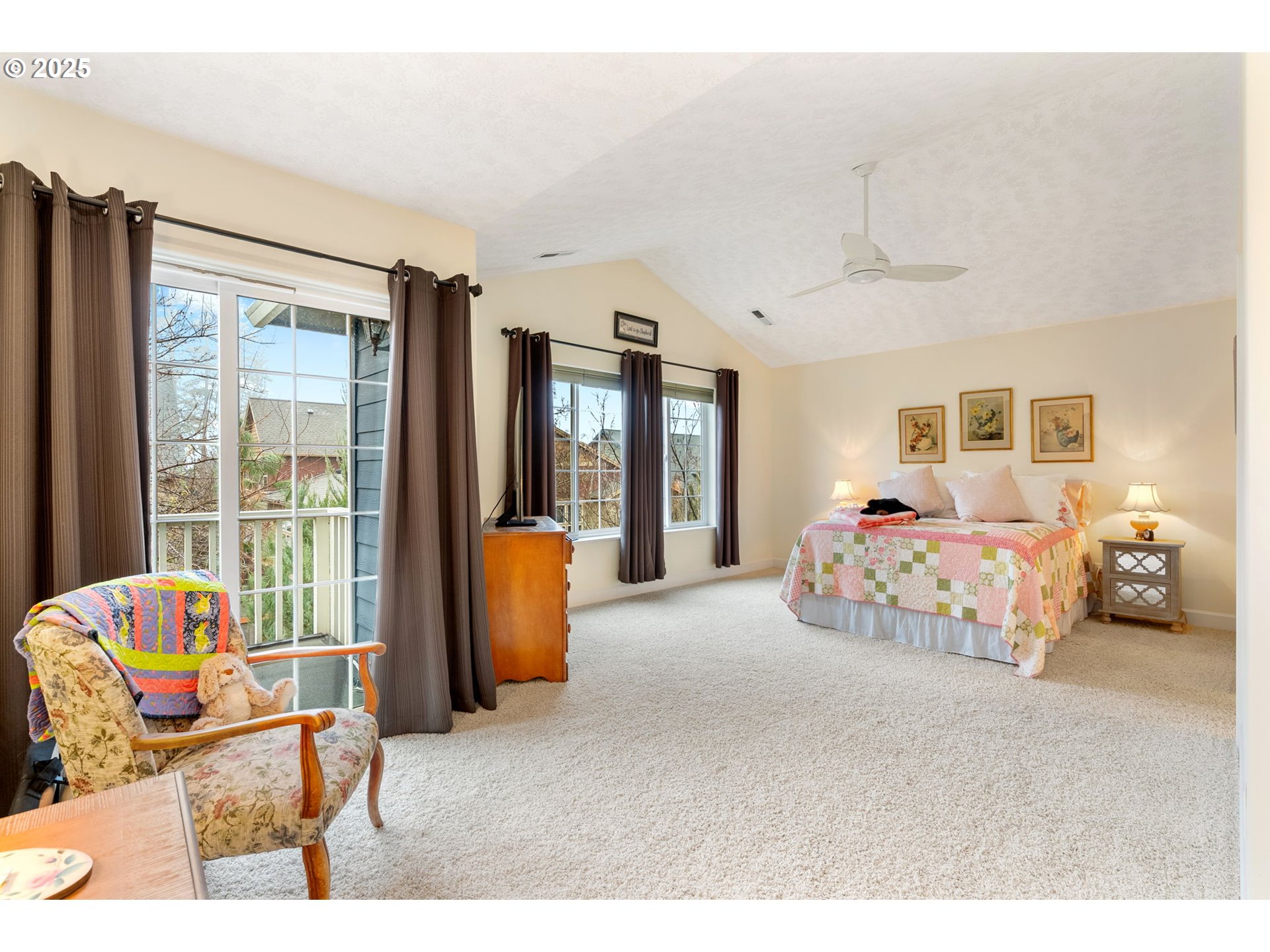 948 28th Street Hood River, OR 97031 - Photo 22 of 46