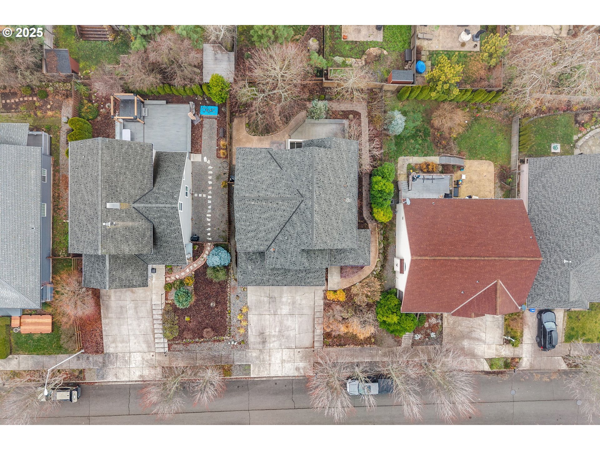 948 28th Street Hood River, OR 97031 - Photo 42 of 46 an aerial view of residential houses with outdoor space