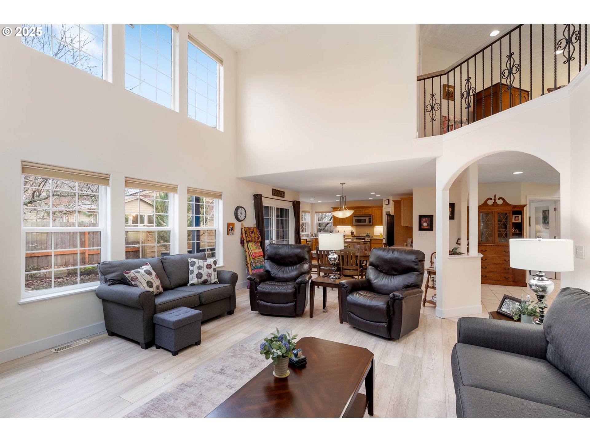 948 28th Street Hood River, OR 97031 - Photo 6 of 46 a living room with furniture ceiling fan and a window