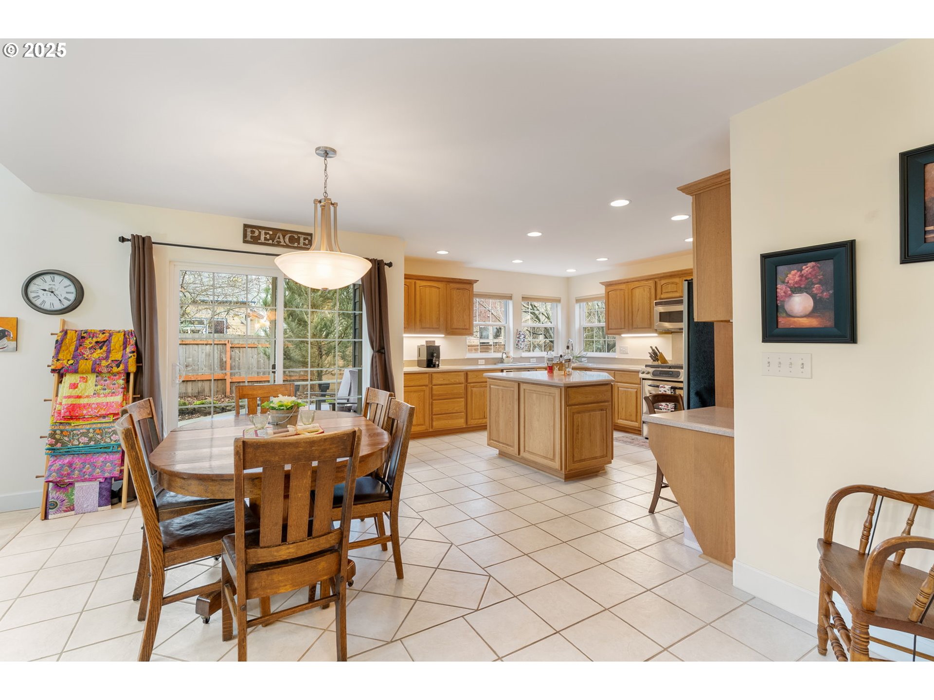 948 28th Street Hood River, OR 97031 - Photo 9 of 46 a dining room with a table and chairs