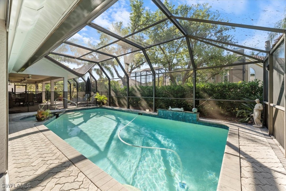 19 Winewood Court Fort Myers, FL 33919 - Photo 29 of 42 a view of a backyard