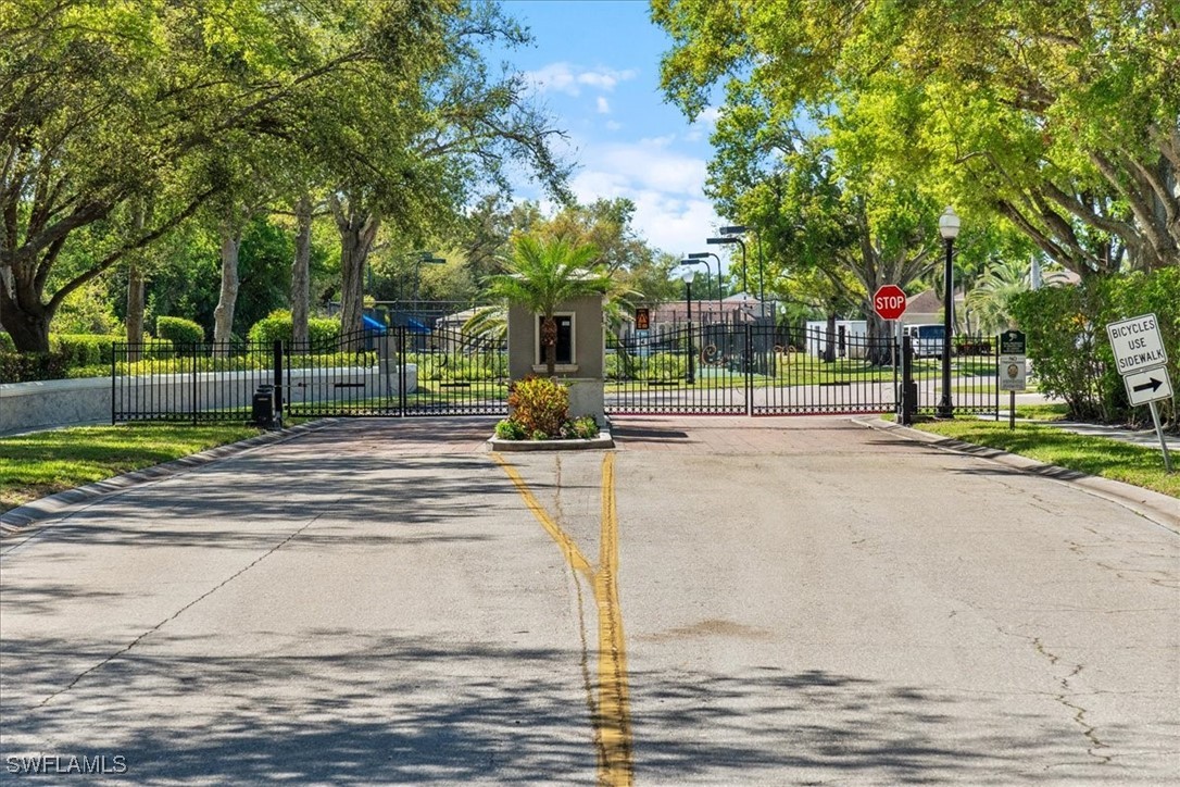 19 Winewood Court Fort Myers, FL 33919 - Photo 36 of 42