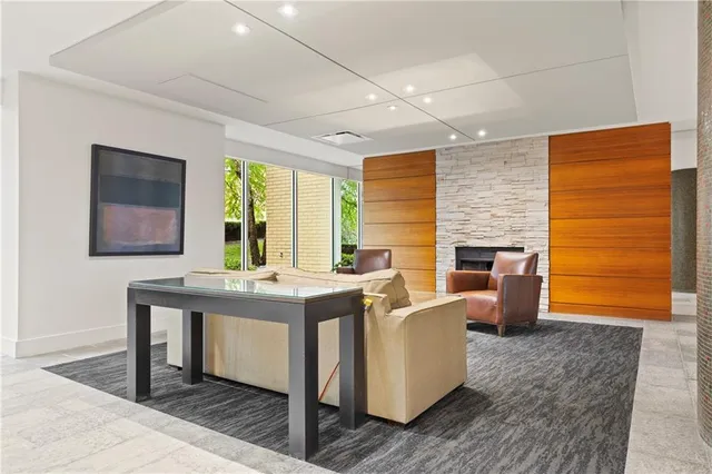 $113,000 | 600 East 8th Street, Unit 3G, Kansas City, MO 64106