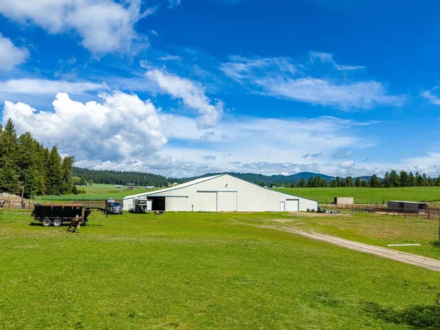 $925,000 | 315942 U.S. Rte 2, Elk, WA 99009