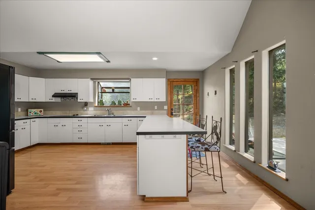 $925,000 | 315942 U.S. Rte 2, Elk, WA 99009