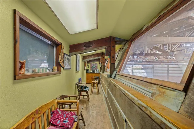 $925,000 | 315942 U.S. Rte 2, Elk, WA 99009