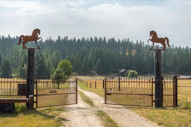 $925,000 | 315942 U.S. Rte 2, Elk, WA 99009