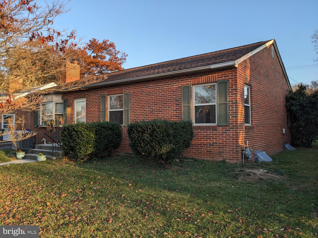 606 Biggs Avenue Frederick, MD 21702 - Photo 2 of 36