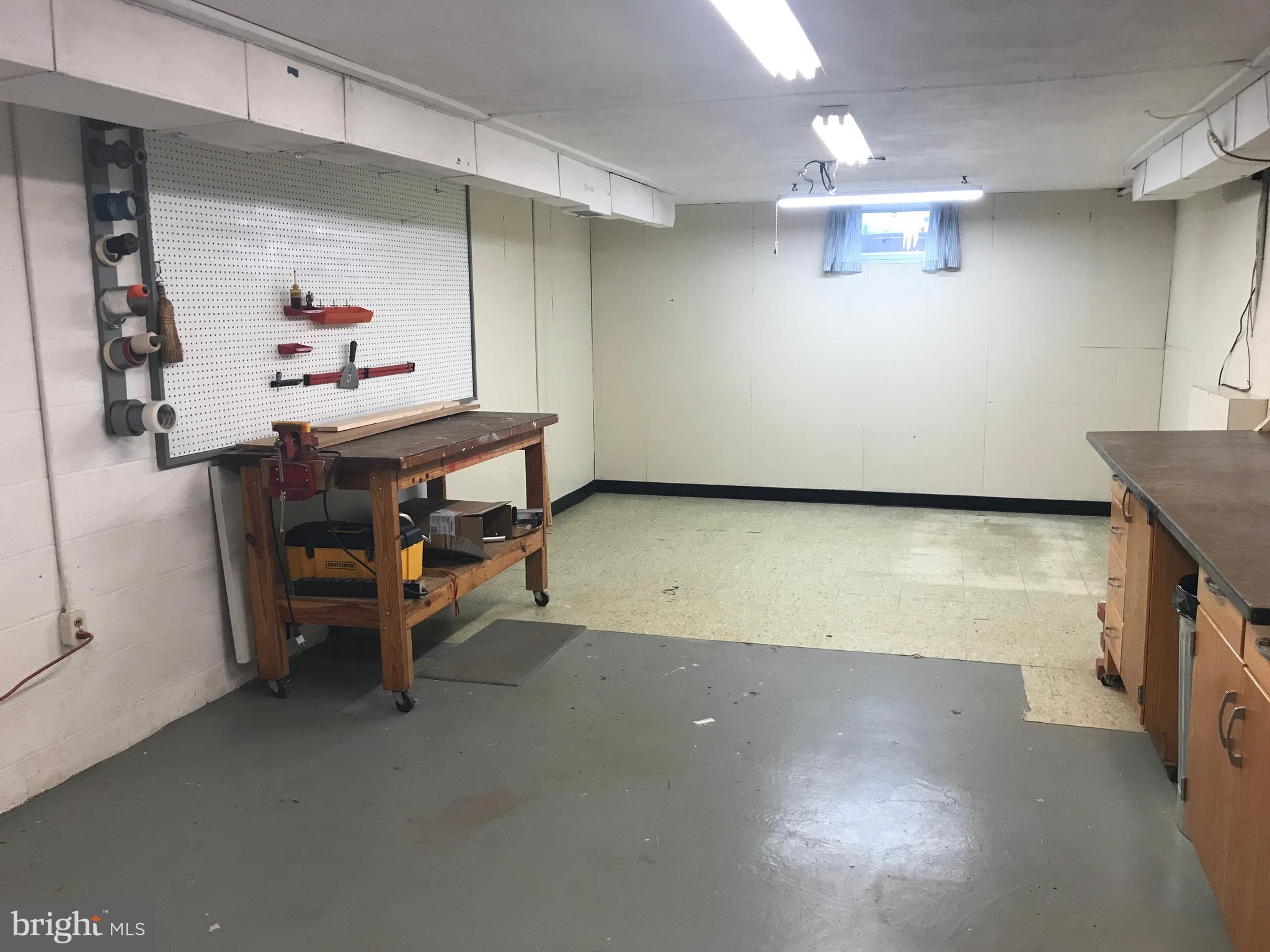 606 Biggs Avenue Frederick, MD 21702 - Photo 30 of 36