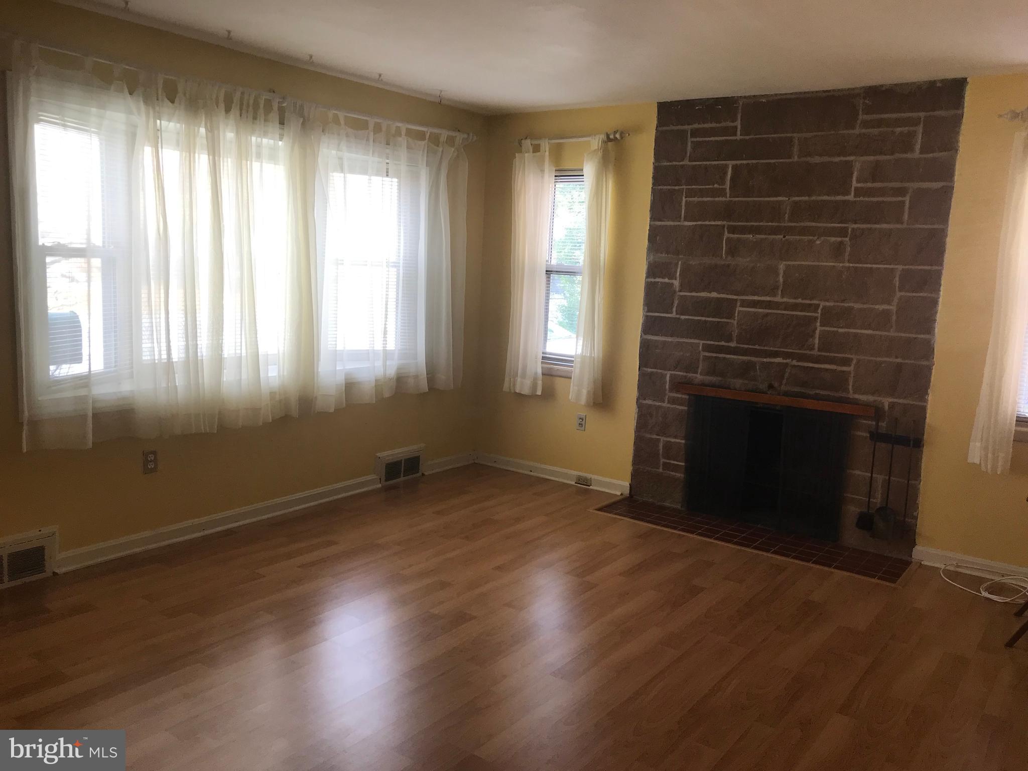 606 Biggs Avenue Frederick, MD 21702 - Photo 7 of 36