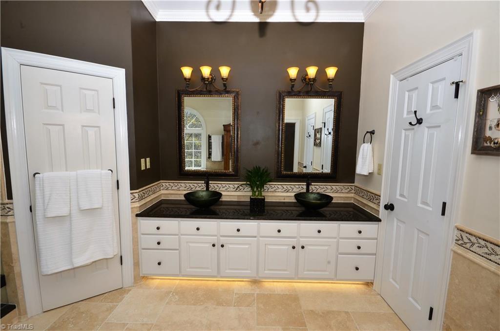 2750 Vienna Dozier Road Pfafftown, NC 27040 - Photo 17 of 30 Gallery Image 17