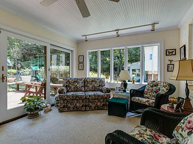 5919 Gate Post Road Charlotte, NC 28211 - Photo 8 of 16 Gallery Image 8