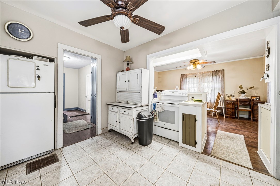 14686 Balch Road Thompson, OH 44086 - Photo 14 of 38