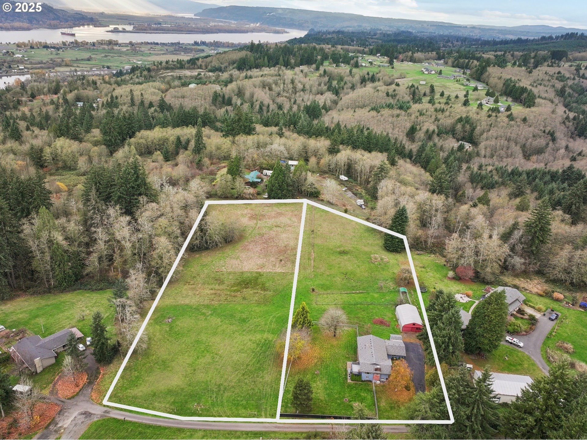130 Stella Lane Longview, WA 98632 - Photo 2 of 41 an aerial view of a football ground