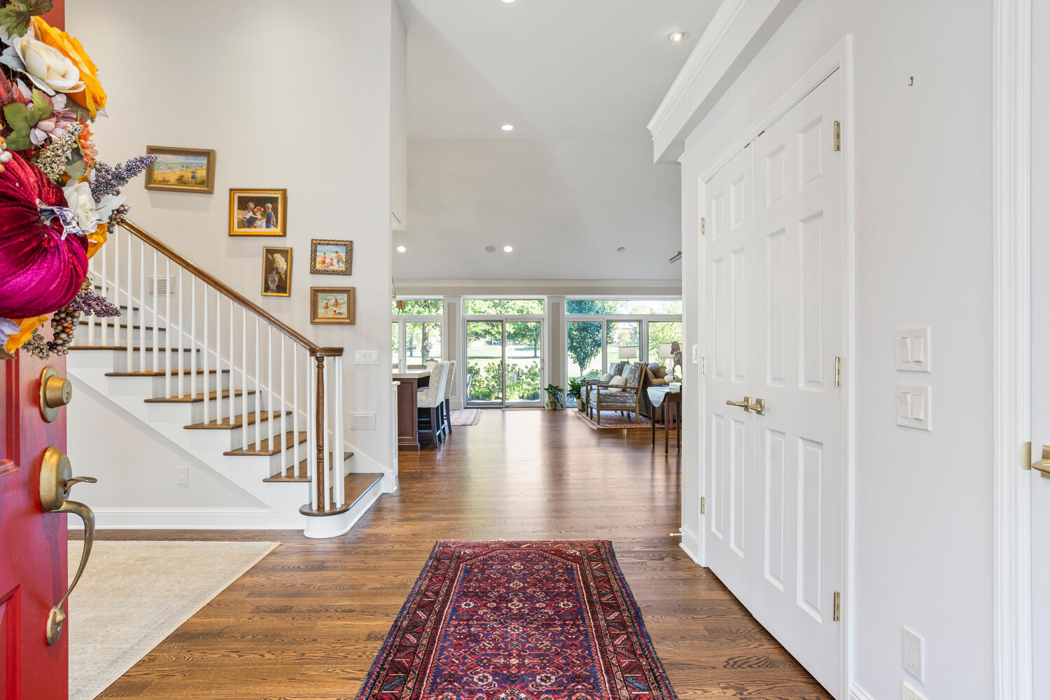 7 Greencroft Drive Champaign, IL 61821 - Photo 4 of 44