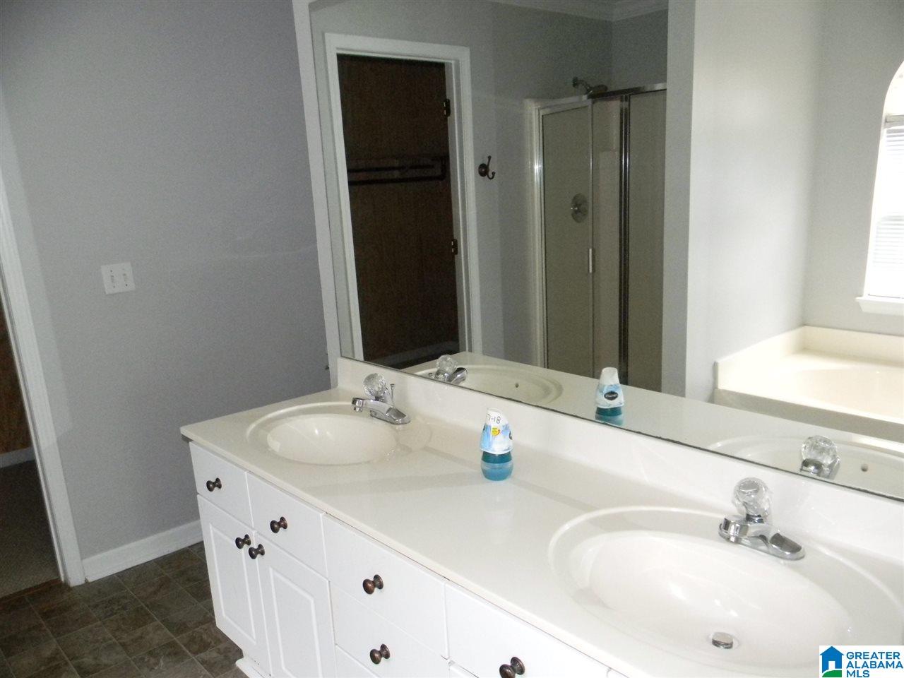 61 Winterhaven Drive Alabaster, AL 35007 - Photo 12 of 17