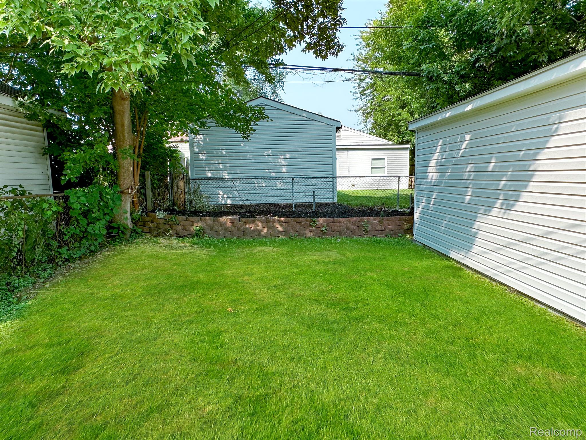 1971 Leitch Road Ferndale, MI 48220 - Photo 19 of 22 Gallery Image 19
