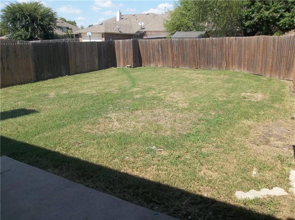 2820 Deer Ridge Drive Rockwall, TX 75032 - Photo 14 of 14 a view of a backyard