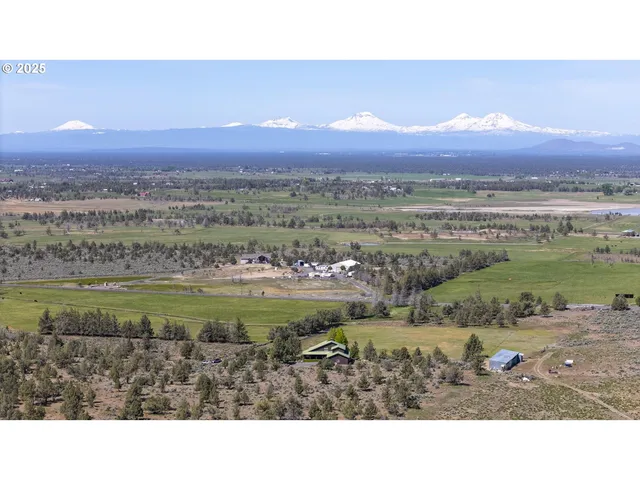 $1,450,000 | 1164 Southwest Parrish Lane, Powell Butte, OR 97753