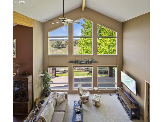 $1,450,000 | 1164 Southwest Parrish Lane, Powell Butte, OR 97753