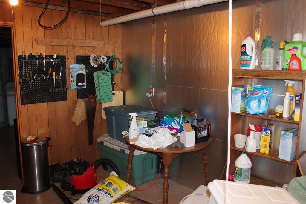 7064 South Crawford Road Shepherd, MI 48883 - Photo 24 of 34 1796282-23.JPG