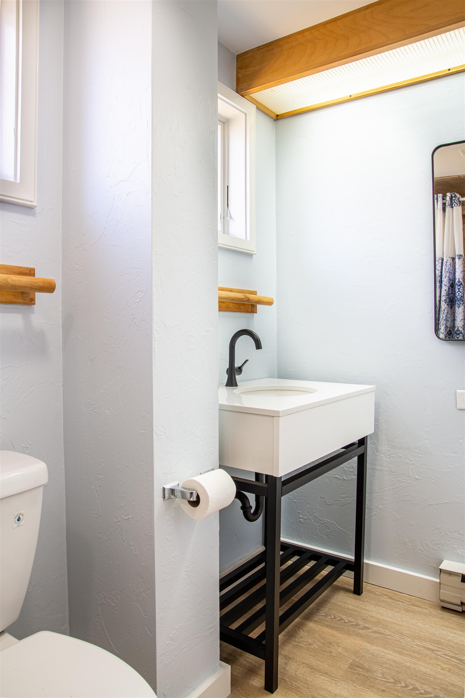 86 Easy Street, Unit 19 Warren, VT 05674 - Photo 17 of 25 Gallery Image 17