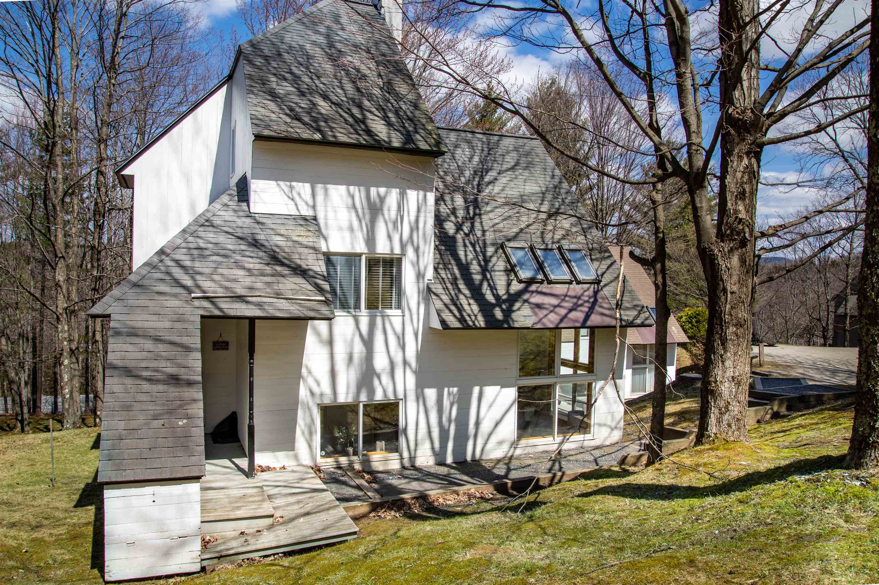 86 Easy Street, Unit 19 Warren, VT 05674 - Photo 24 of 25 Gallery Image 24