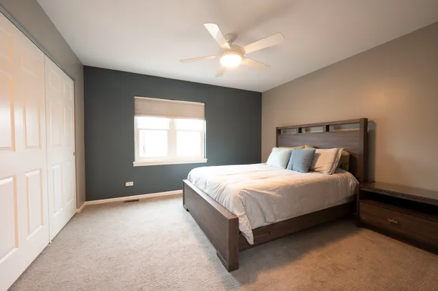 $4,750 | 1214 West School Street, Chicago, IL 60657