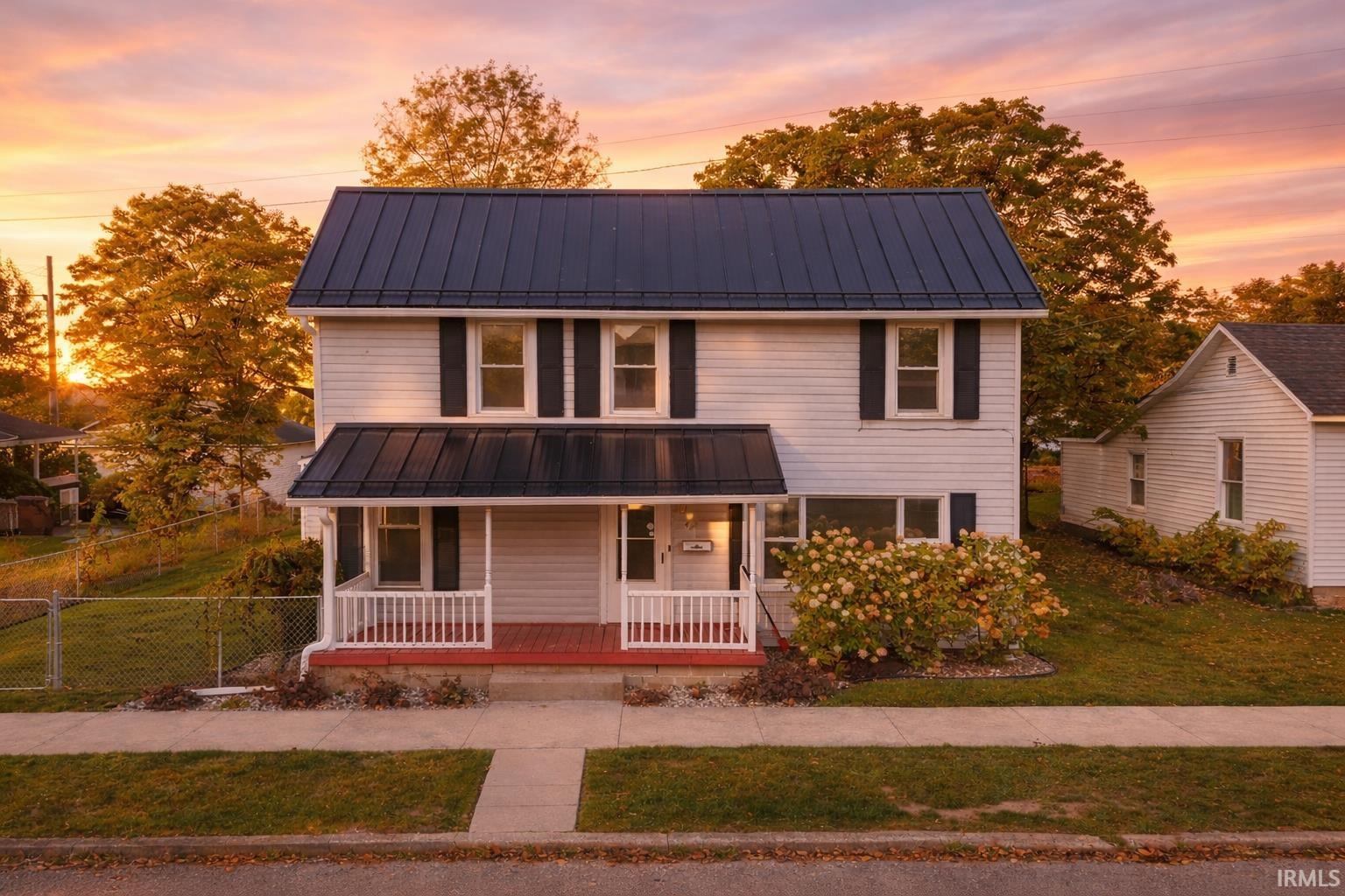 472 Delaware Street Wabash, IN 46992 - Photo 1 of 27