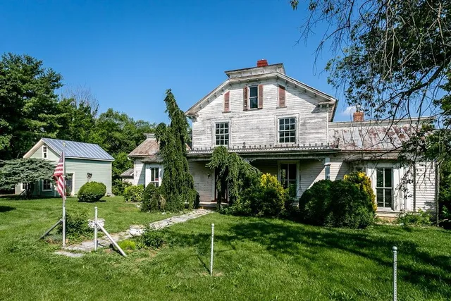 a house view with a garden space