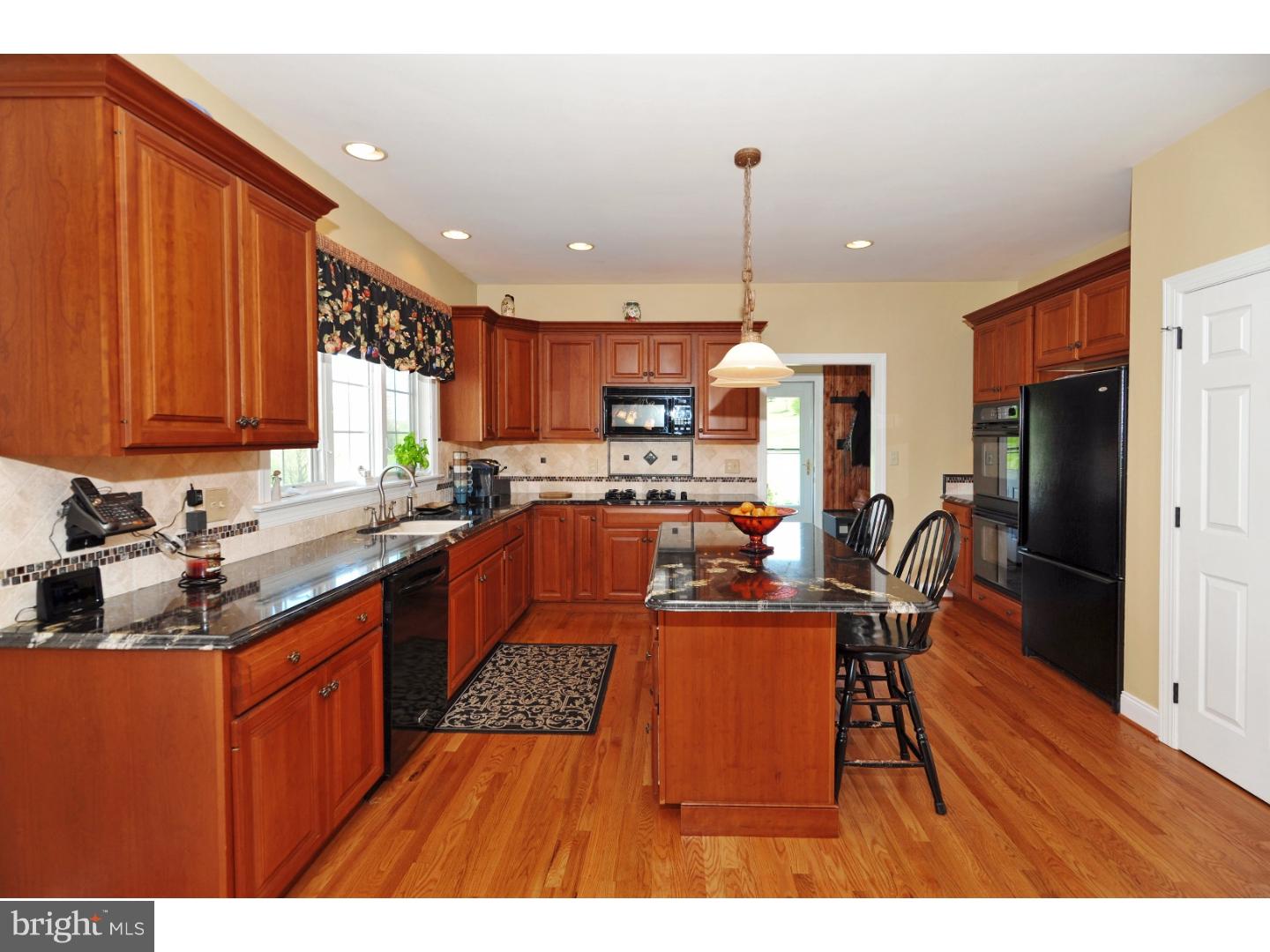 6 Brandie Ln Spring Spring City, PA 19475 - Photo 13 of 25