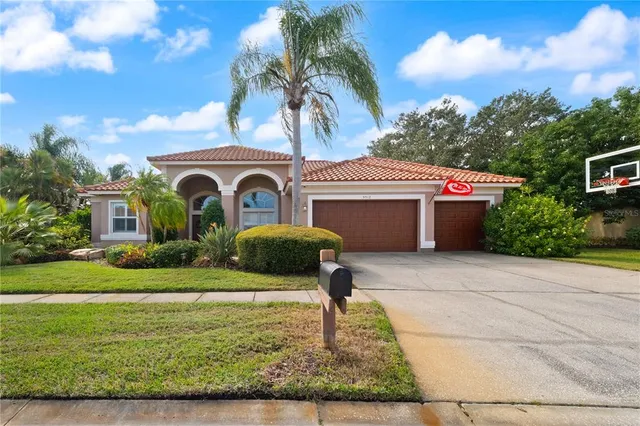 $5,000 | 9912 Chris Craft Court, Tampa, FL 33615