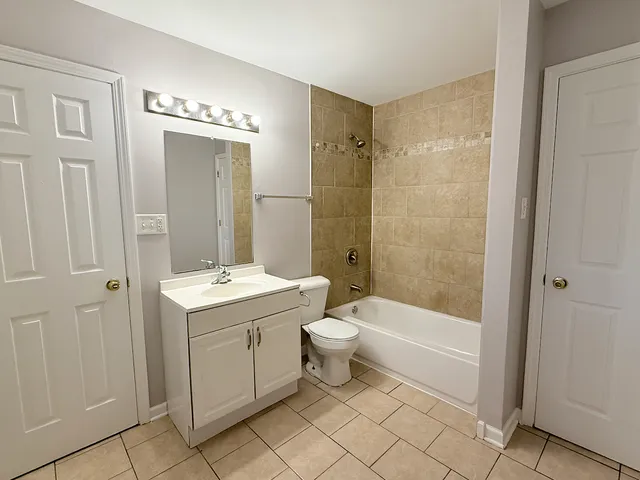 $232,000 | 18905 Park Avenue, Lansing, IL 60438