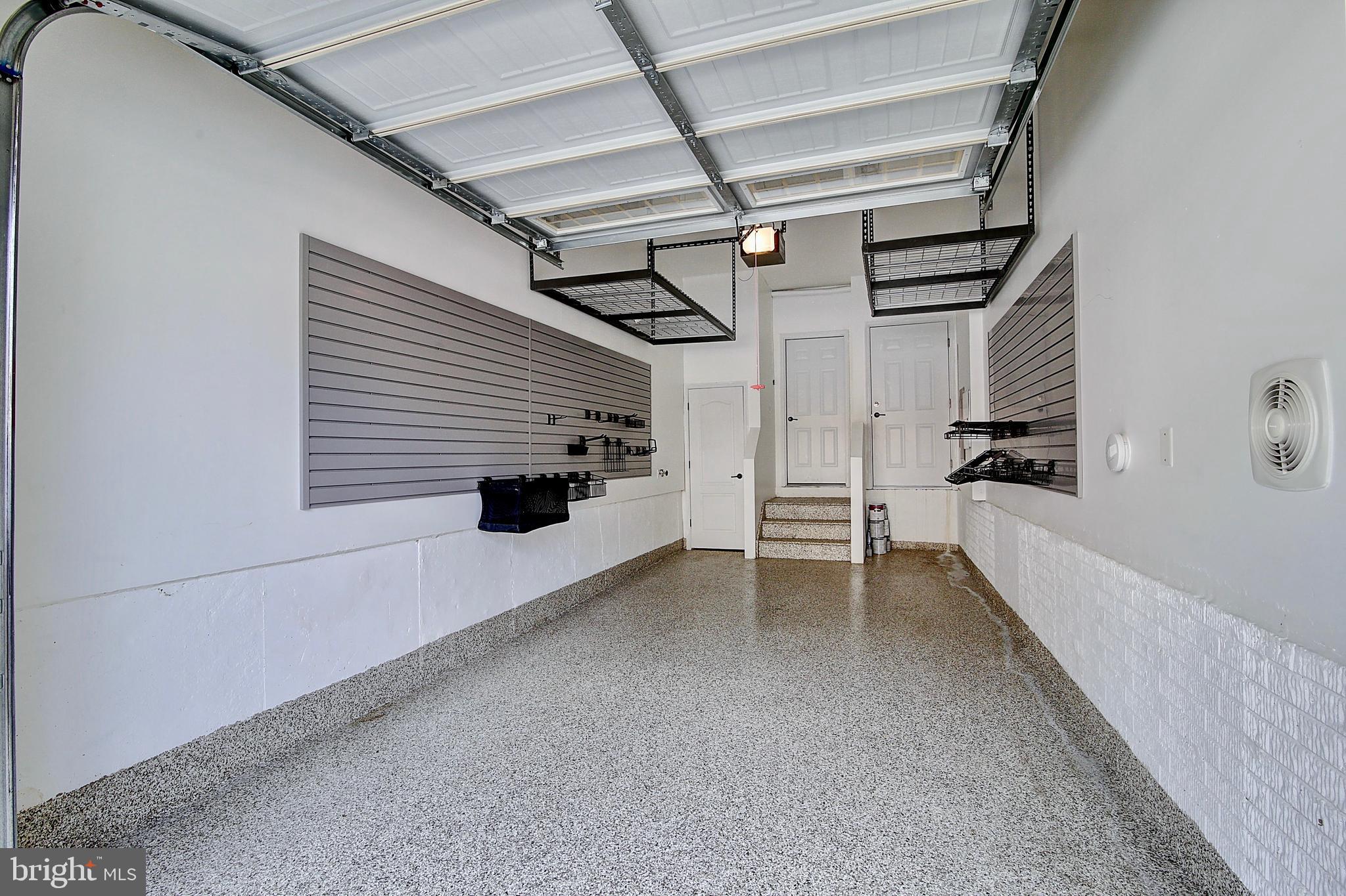 42585 Sunset Ridge Square Ashburn, VA 20148 - Photo 29 of 36 Gallery Image 29