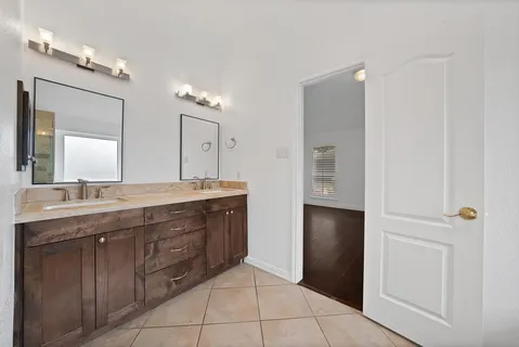 $575,000 | 7605 Bridlewood Court, North Richland Hills, TX 76182