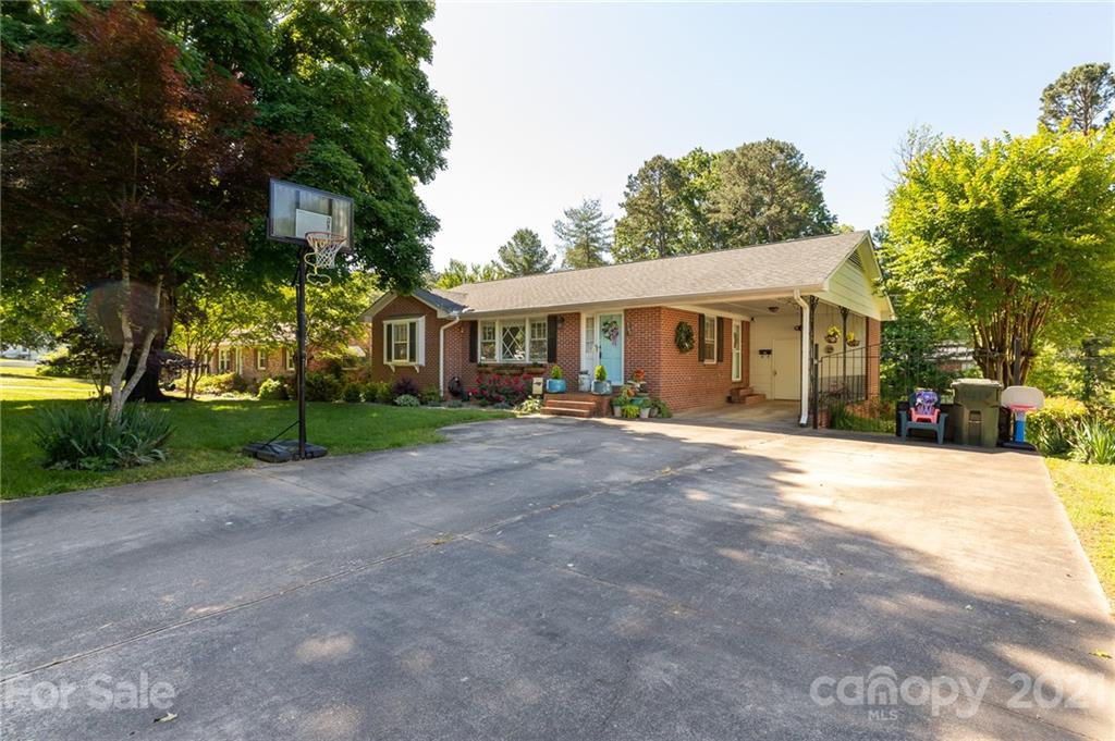 709 Meadowbrook Road Kings Mountain, NC 28086 - Photo 3 of 33 Gallery Image 3