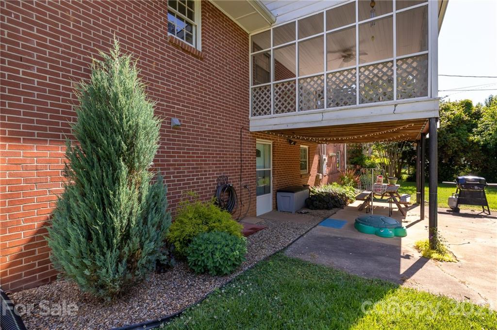 709 Meadowbrook Road Kings Mountain, NC 28086 - Photo 29 of 33 Gallery Image 29