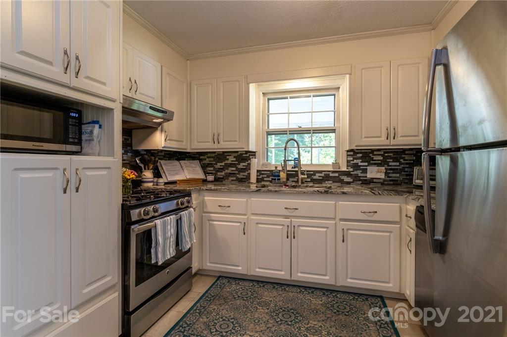 709 Meadowbrook Road Kings Mountain, NC 28086 - Photo 8 of 33 Gallery Image 8