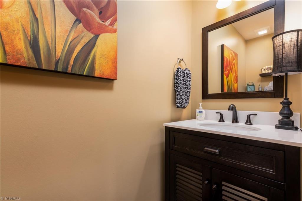 1001 Tesh Court High Point, NC 27265 - Photo 11 of 28 Gallery Image 11